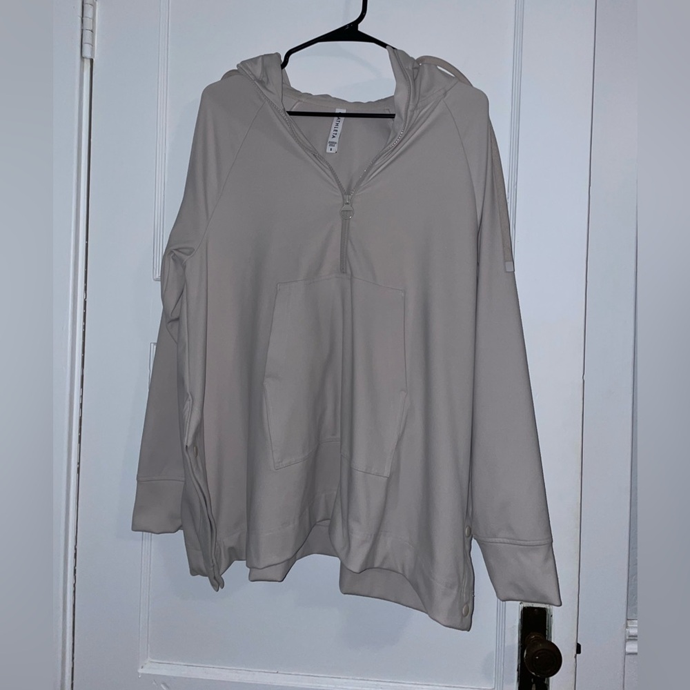 Athleta beige half zip pullover jacket size S very oversized